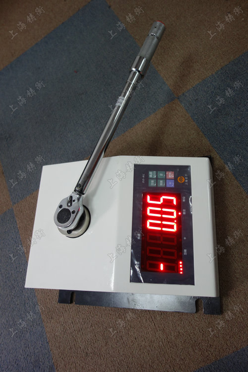 便携式扭力扳手测量仪